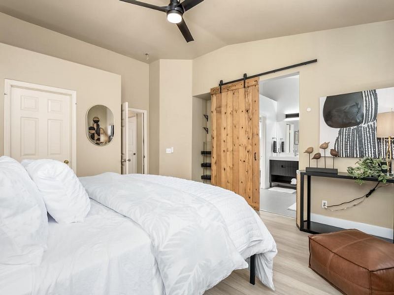 Furnished Finder property 608720_1 photo 18