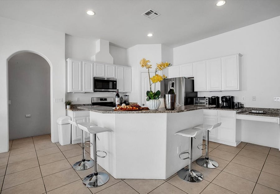 Furnished Finder property 608798_1 photo 11