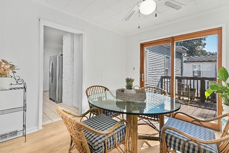 Dining Room/Sun Room