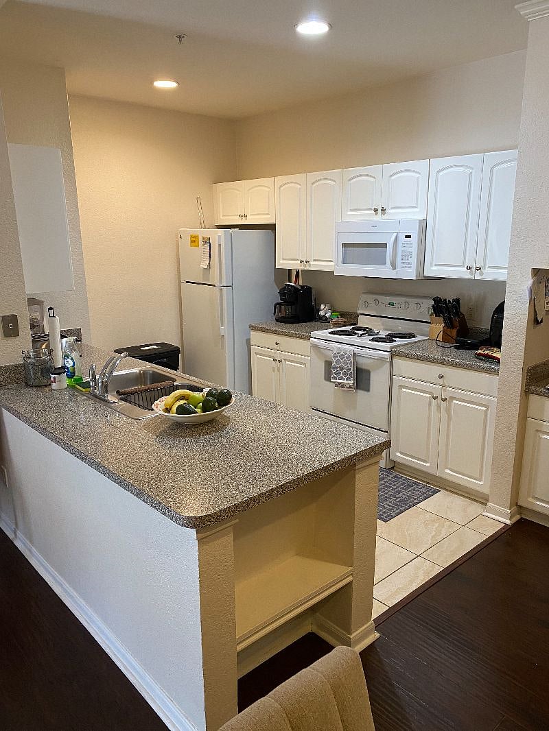 Furnished Finder property 608825_1 photo 8