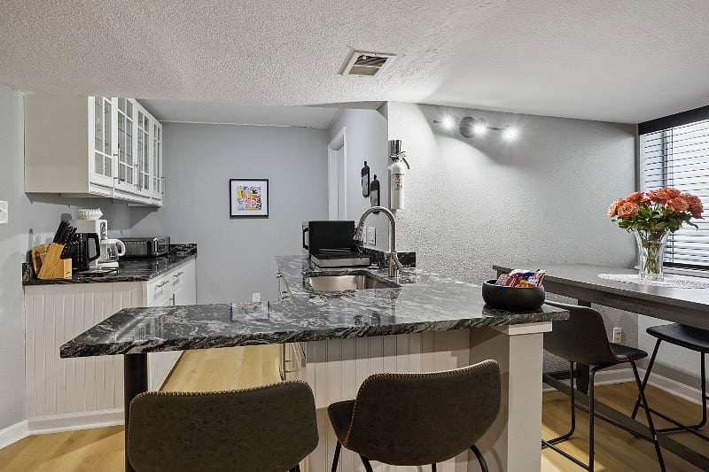 Furnished Finder property 608840_1 photo 9