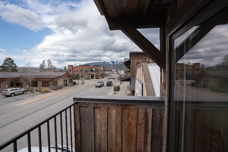 Furnished Finder property 608844_1 photo 4