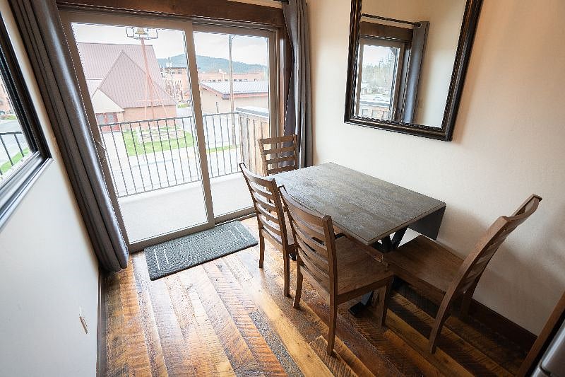 Furnished Finder property 608844_1 photo 6