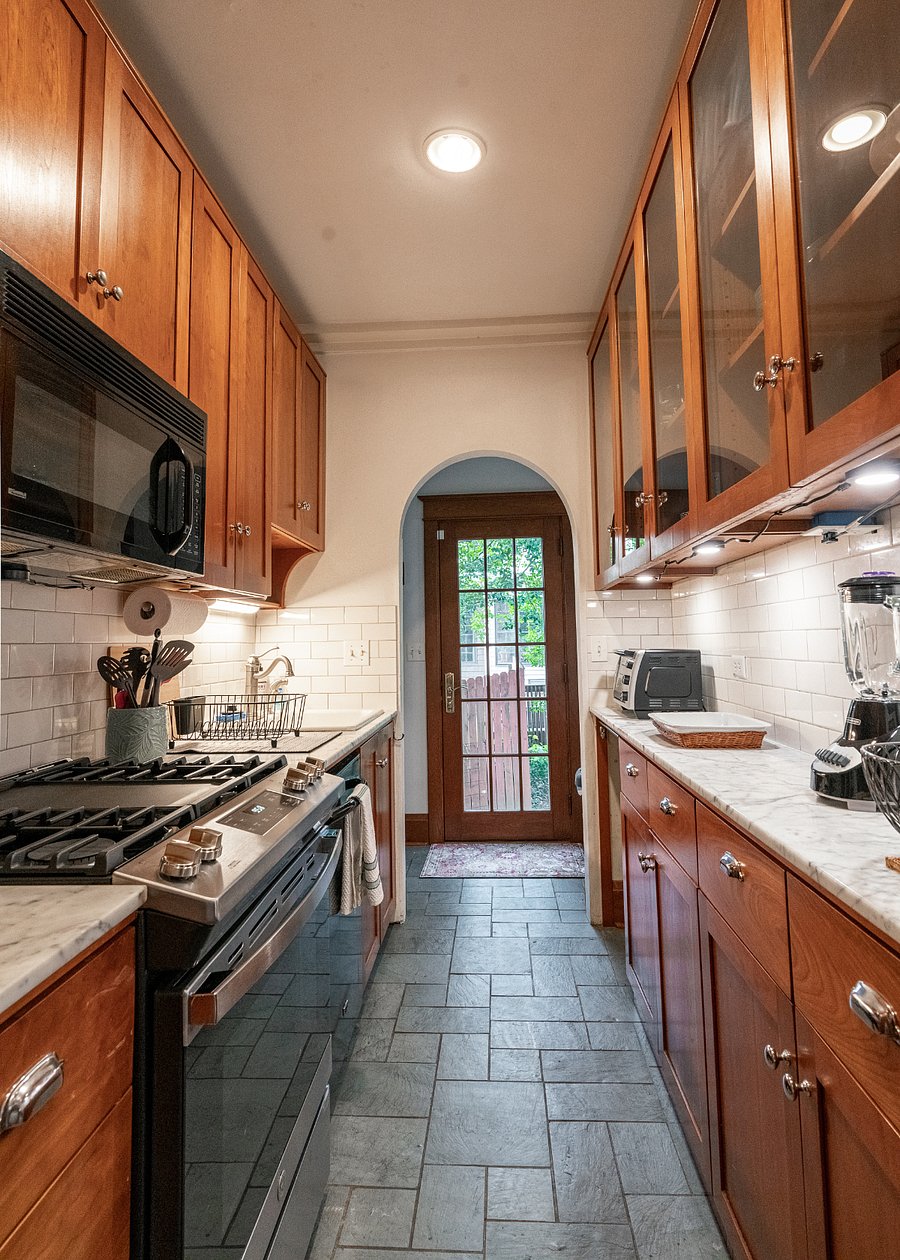 Furnished Finder property 608849_1 photo 2