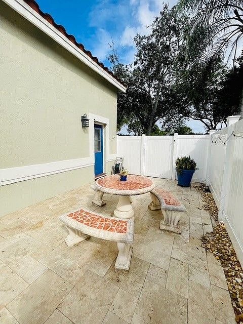 Furnished Finder property 608900_1 photo 15