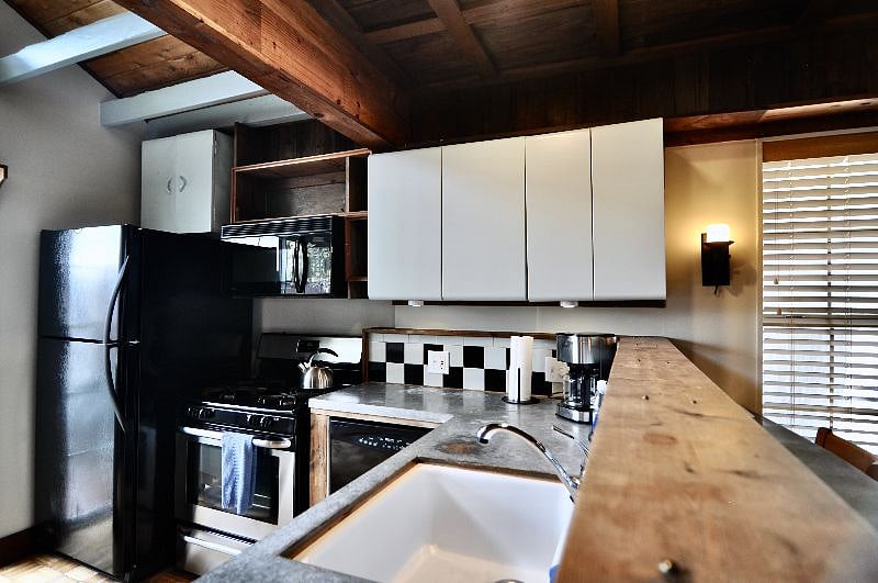 Furnished Finder property 608925_1 photo 8