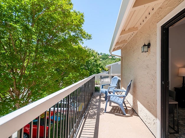 Furnished Finder property 609006_1 photo 15