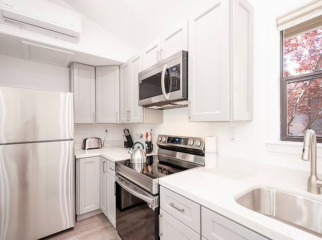 Furnished Finder property 609006_1 photo 7