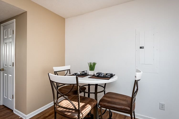 Furnished Finder property 609010_2 photo 15
