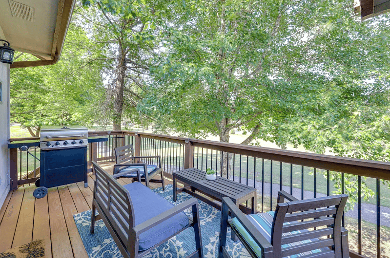 Casual deck seating with propane grill
