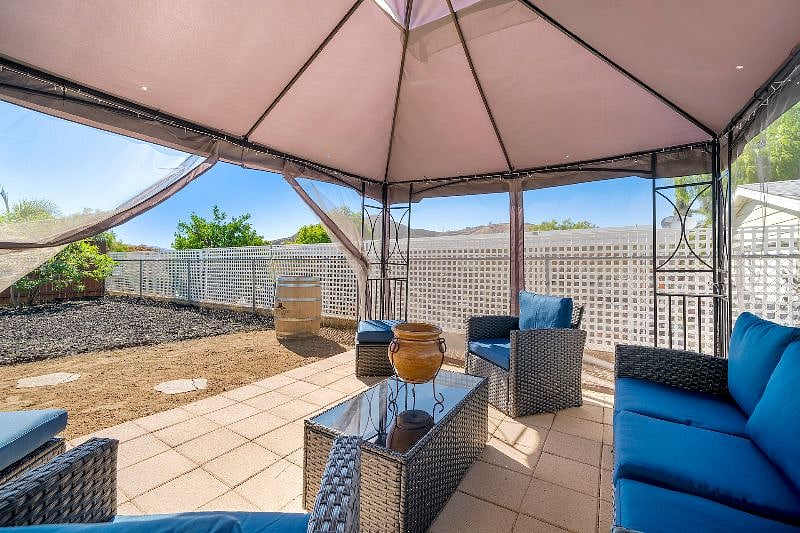 Furnished Finder property 609017_1 photo 16