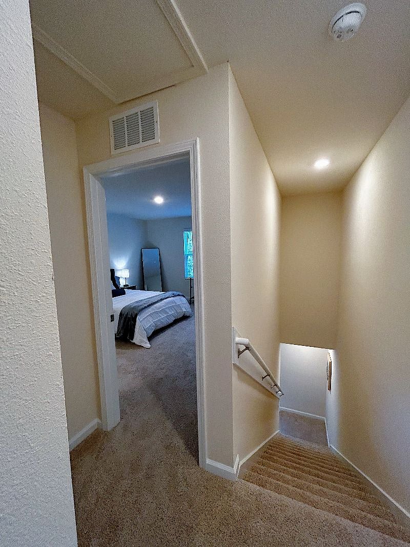 View of bedroom 1 from bedroom 2