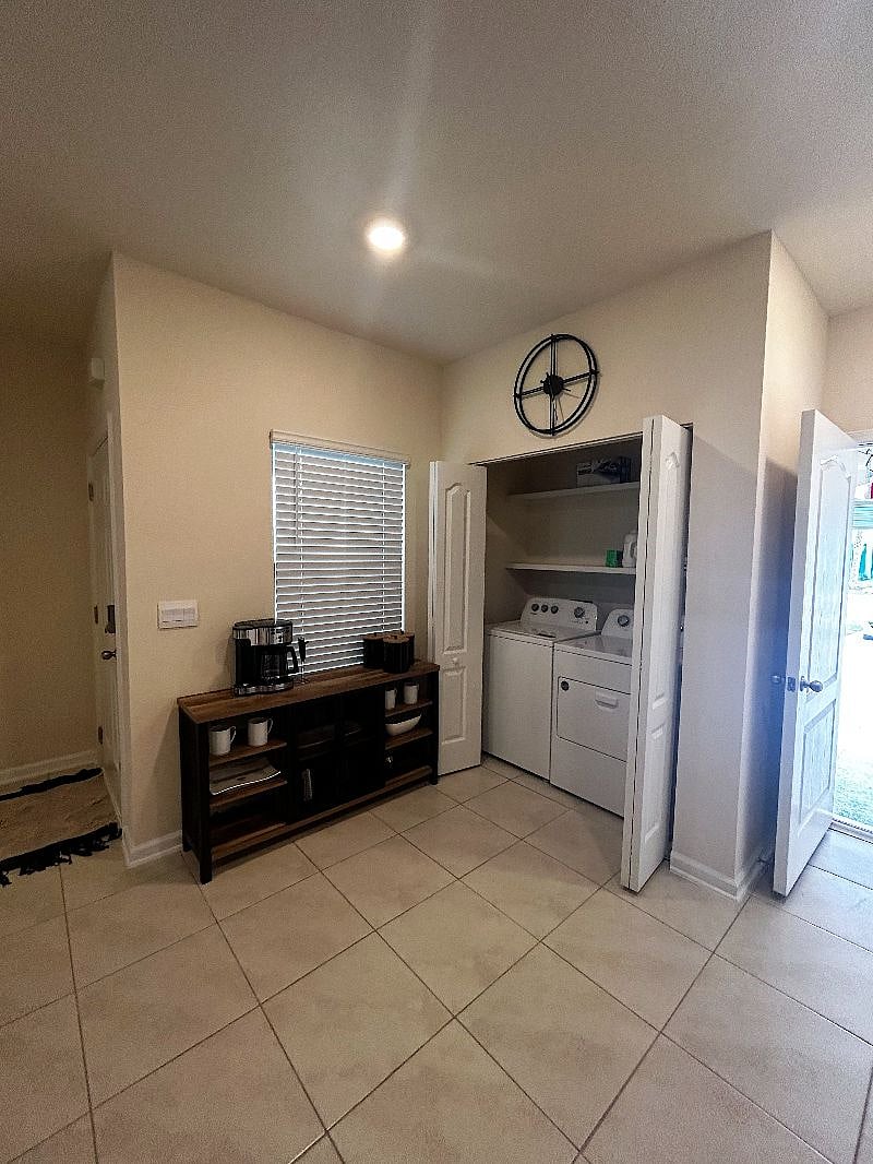 Laundry- in unit