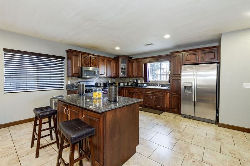 Furnished Finder property 609179_1 photo 5