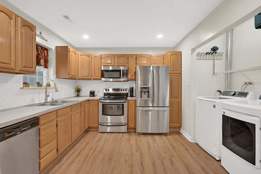 Furnished Finder property 609225_1 photo 14