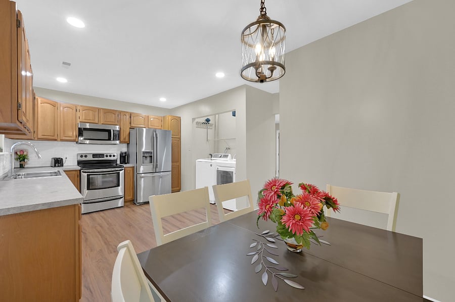 Furnished Finder property 609225_1 photo 18