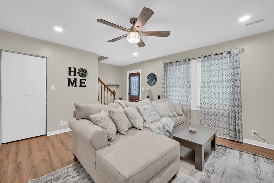 Furnished Finder property 609225_1 photo 22