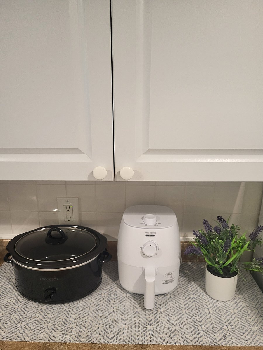 Newly added Crockpot & Airfryer. 