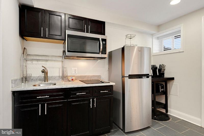Furnished Finder property 609291_1 photo 4