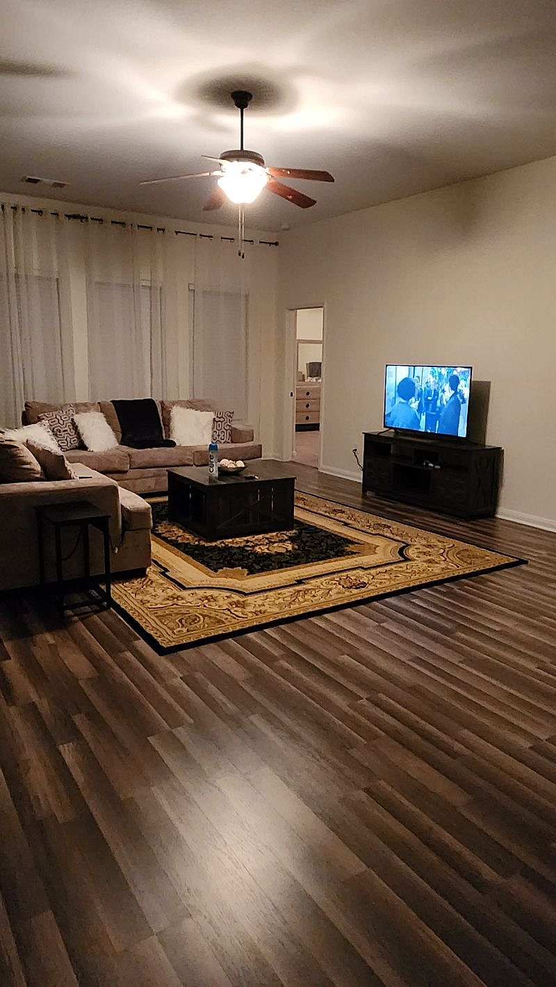 Furnished Finder property 609298_1 photo 3