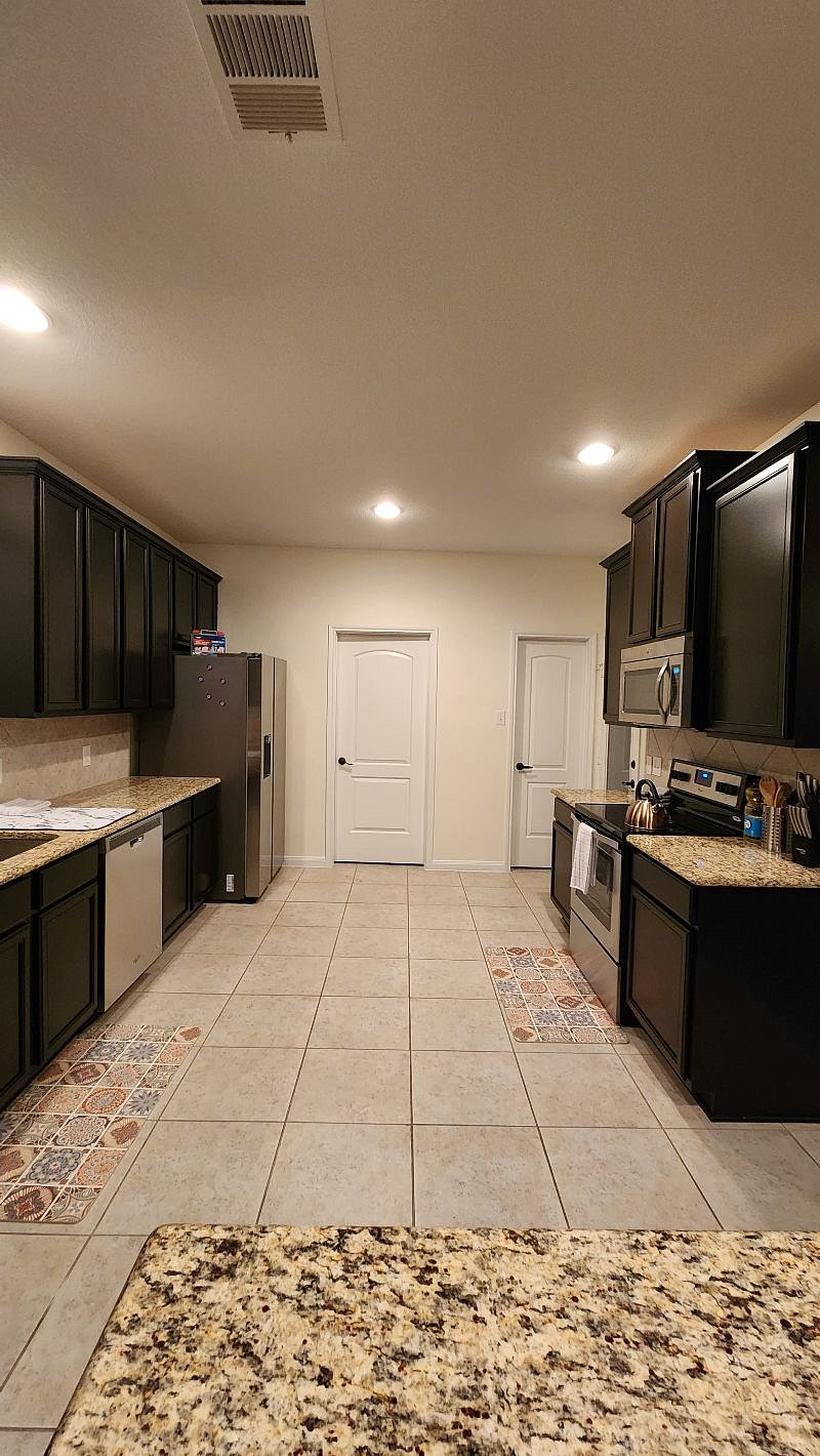 Furnished Finder property 609298_1 photo 8