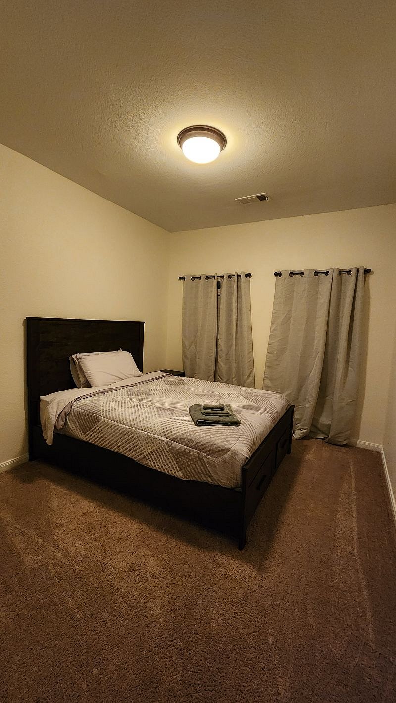 Furnished Finder property 609298_1 photo 9