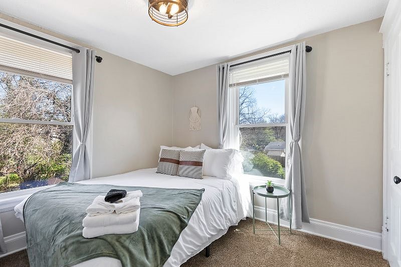 Furnished Finder property 609350_1 photo 15