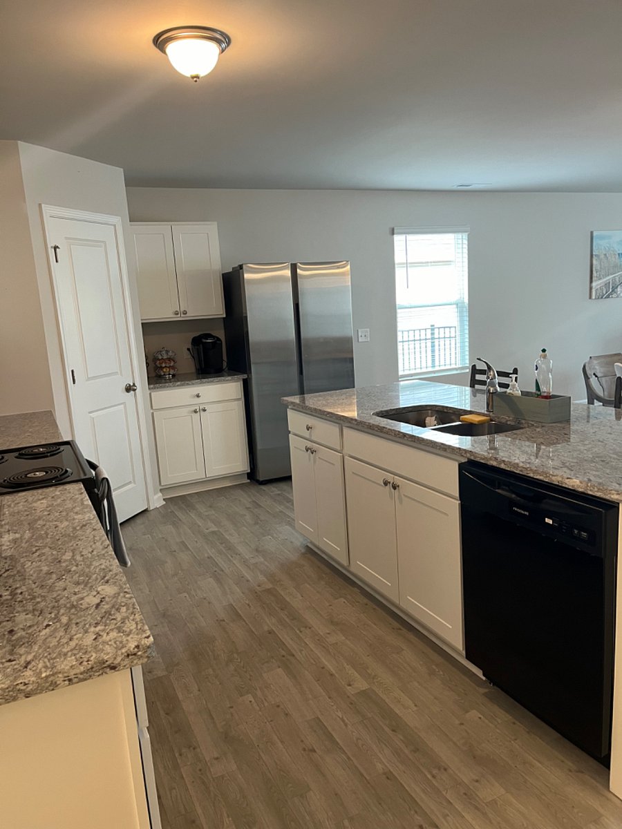 Furnished Finder property 609483_1 photo 5