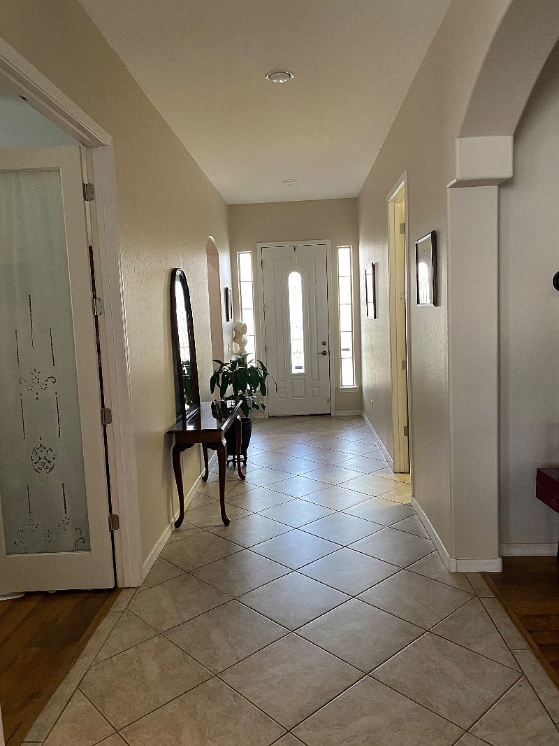 Furnished Finder property 609495_1 photo 9