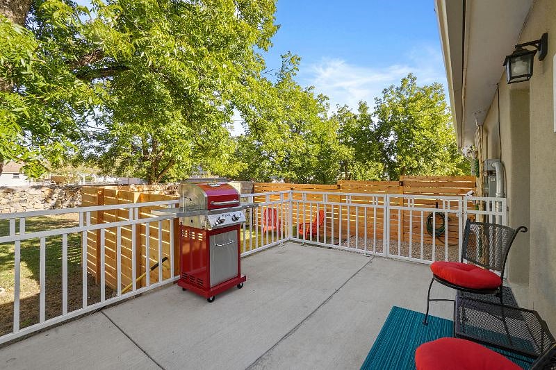 Furnished Finder property 609600_1 photo 3