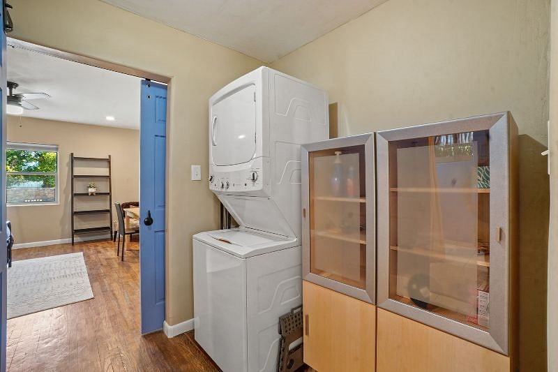 Furnished Finder property 609600_1 photo 16