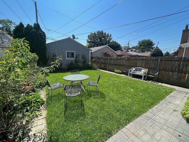 Furnished Finder property 609616_1 photo 3