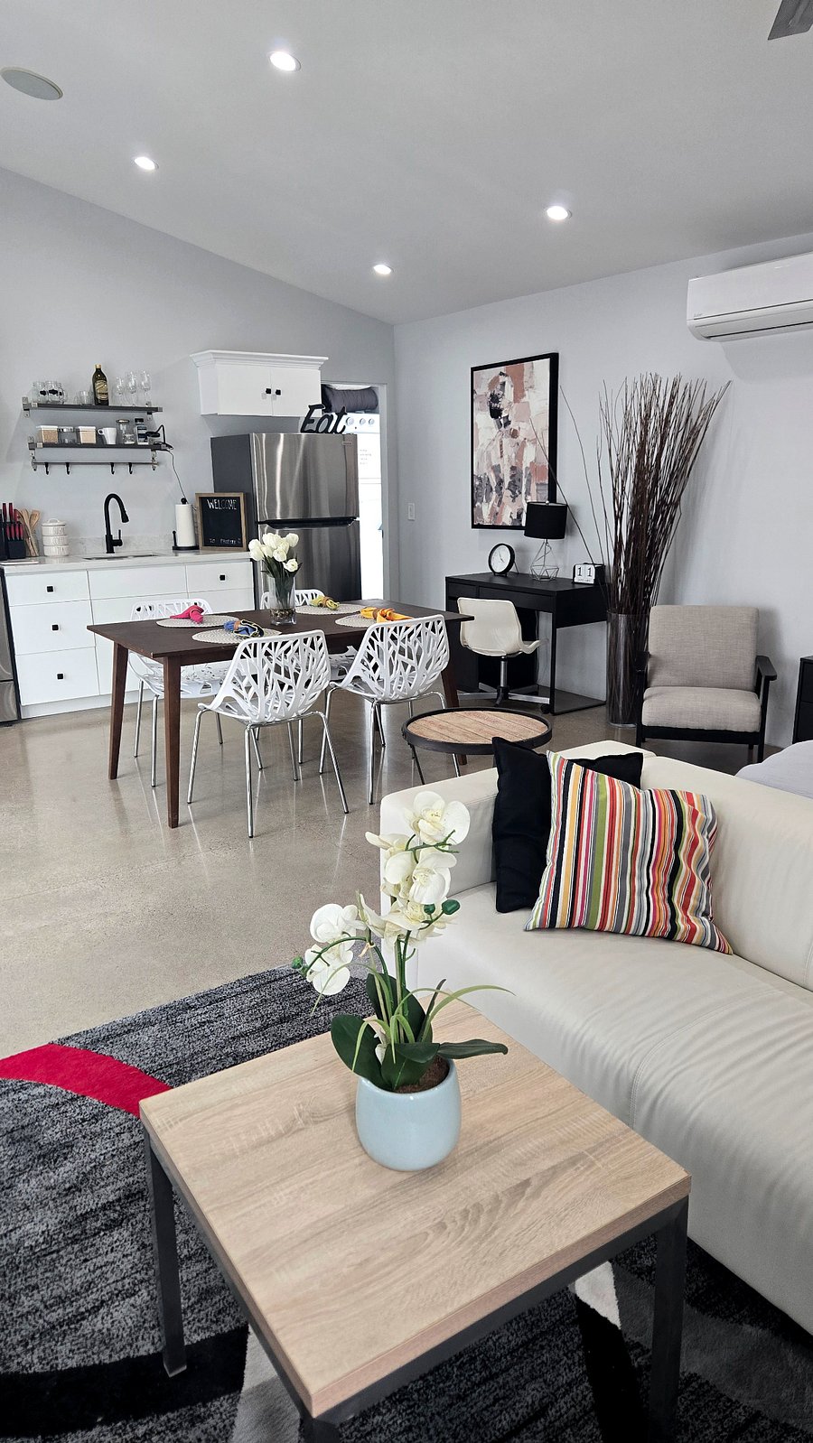 Furnished Finder property 609667_1 photo 3