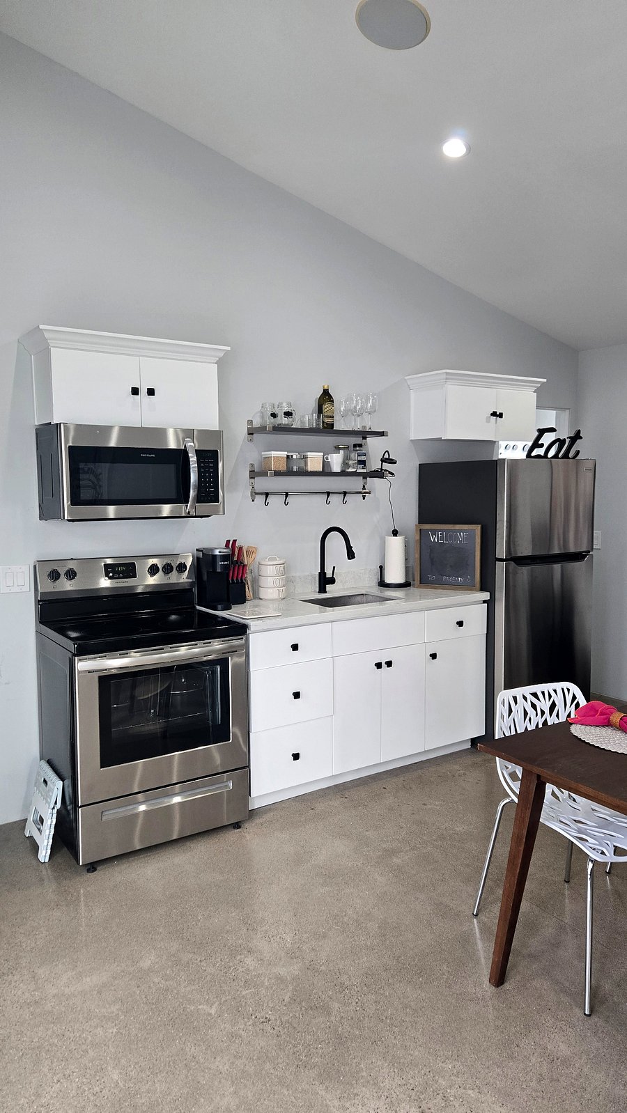 Furnished Finder property 609667_1 photo 8