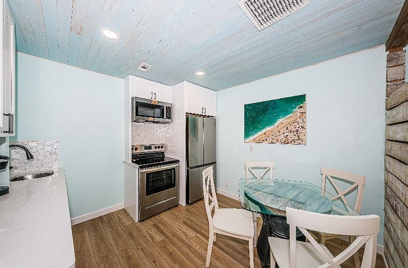 Furnished Finder property 609697_2 photo 9