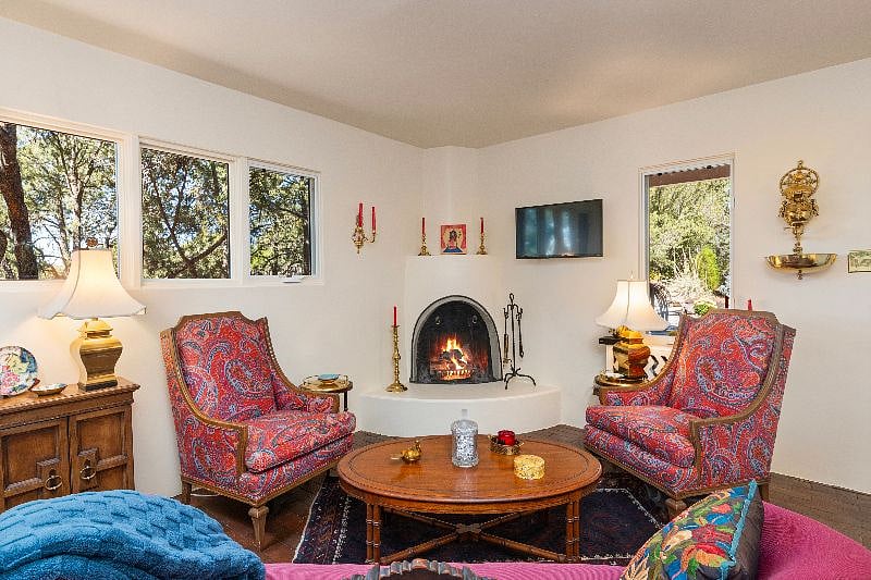Furnished Finder property 609731_1 photo 3