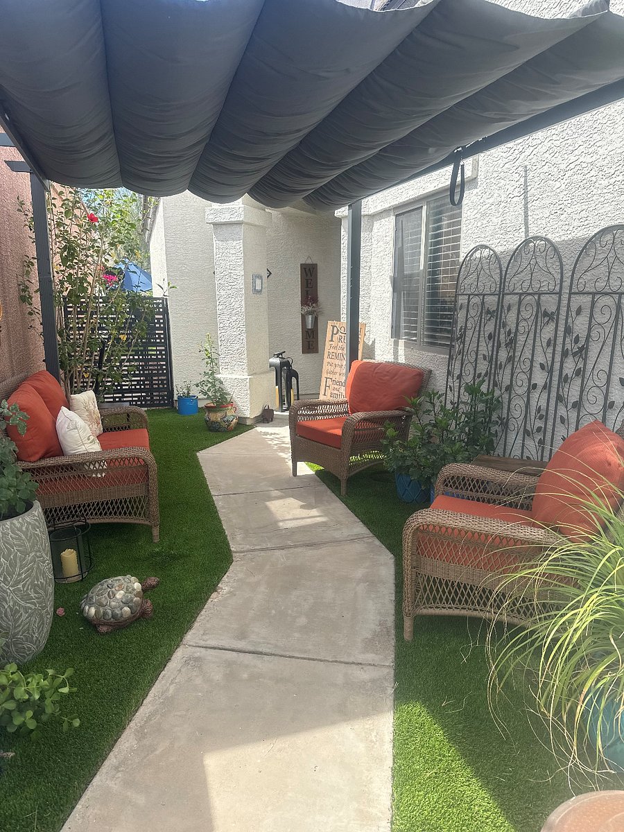 Front courtyard