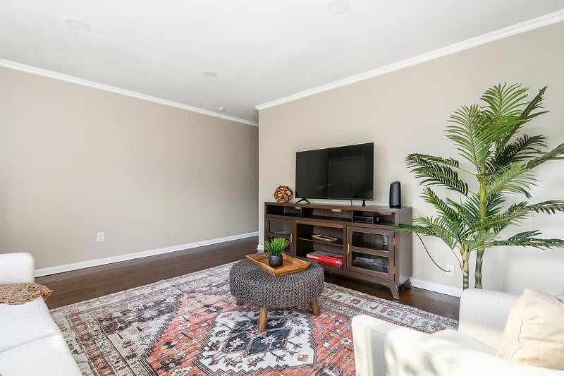 Furnished Finder property 609897_1 photo 8