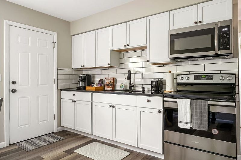 Furnished Finder property 609897_1 photo 16