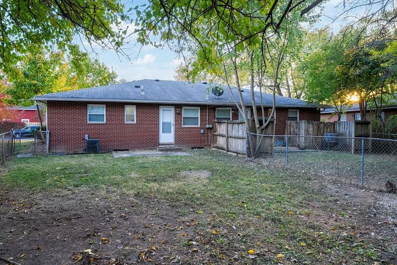 Furnished Finder property 609897_1 photo 27