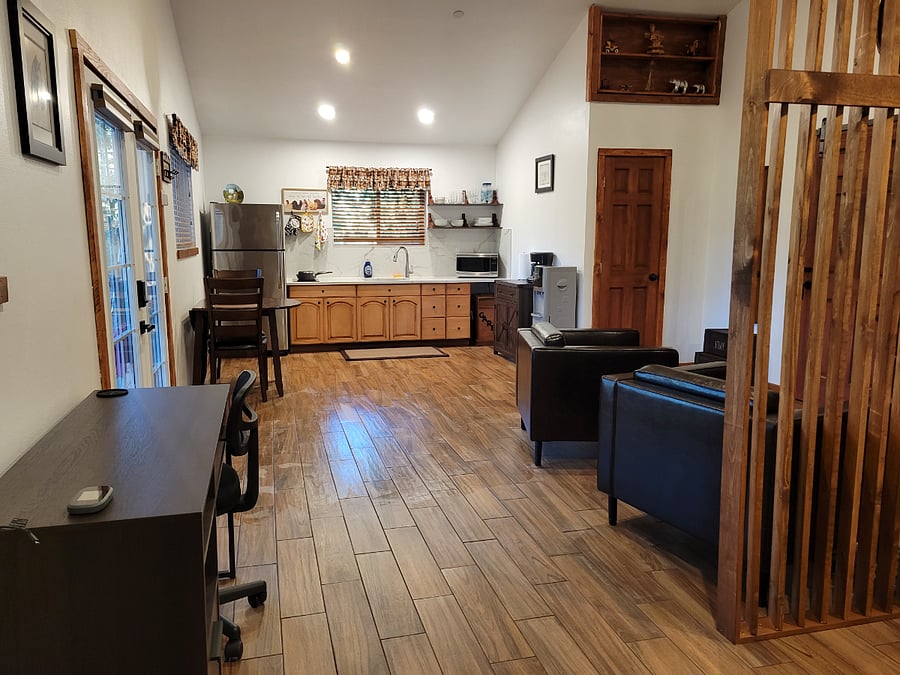 Furnished Finder property 609916_1 photo 8