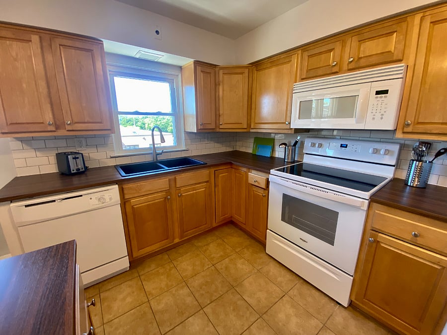 Furnished Finder property 609927_4 photo 9