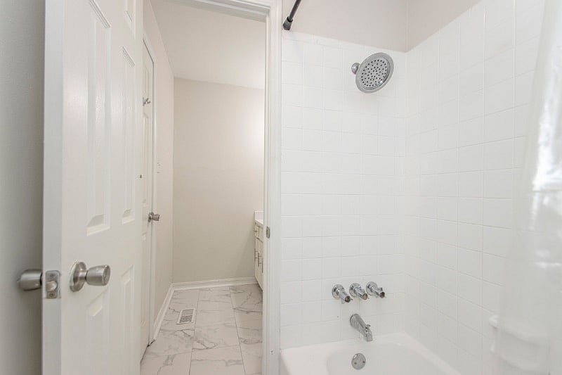 Furnished Finder property 609930_1 photo 11