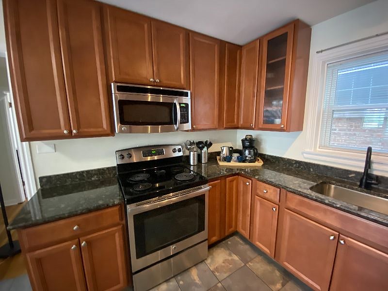 Furnished Finder property 609935_2 photo 6