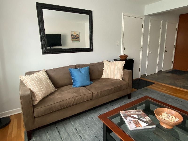 Furnished Finder property 609935_3 photo 4