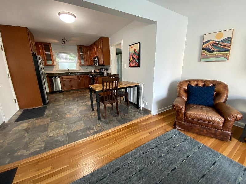 Furnished Finder property 609935_3 photo 3