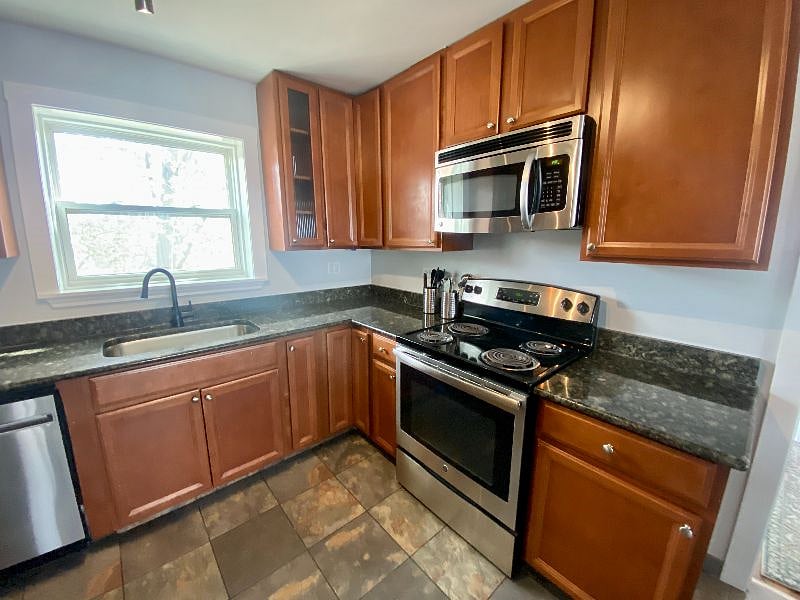 Furnished Finder property 609935_4 photo 16