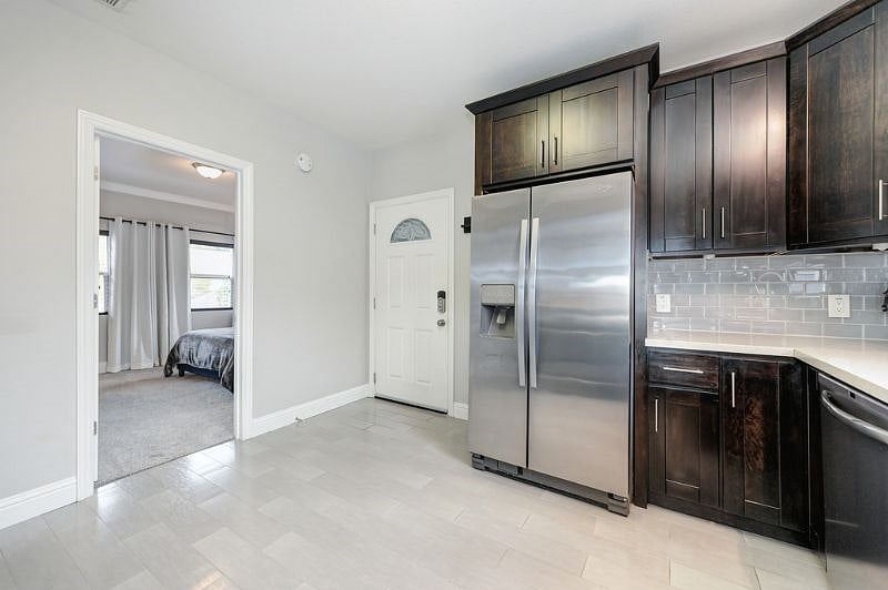 Furnished Finder property 609941_1 photo 6