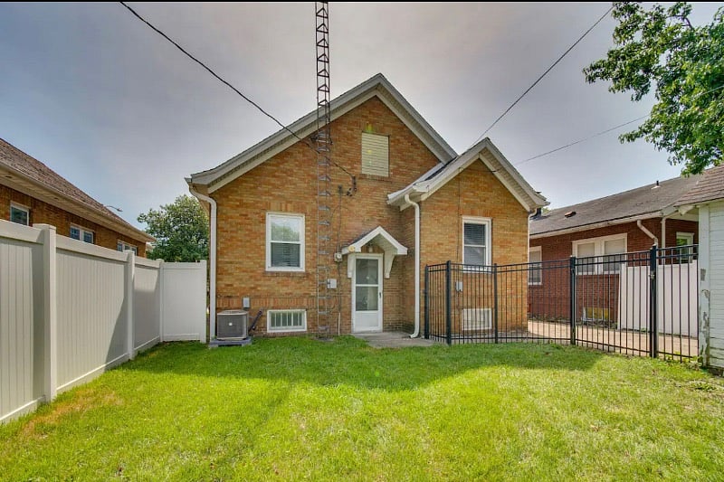 Furnished Finder property 609950_1 photo 18