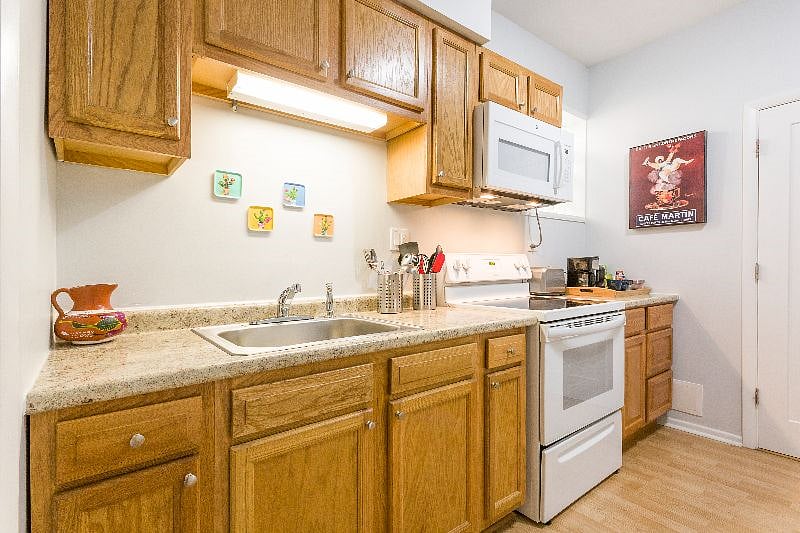 Furnished Finder property 609956_1 photo 24